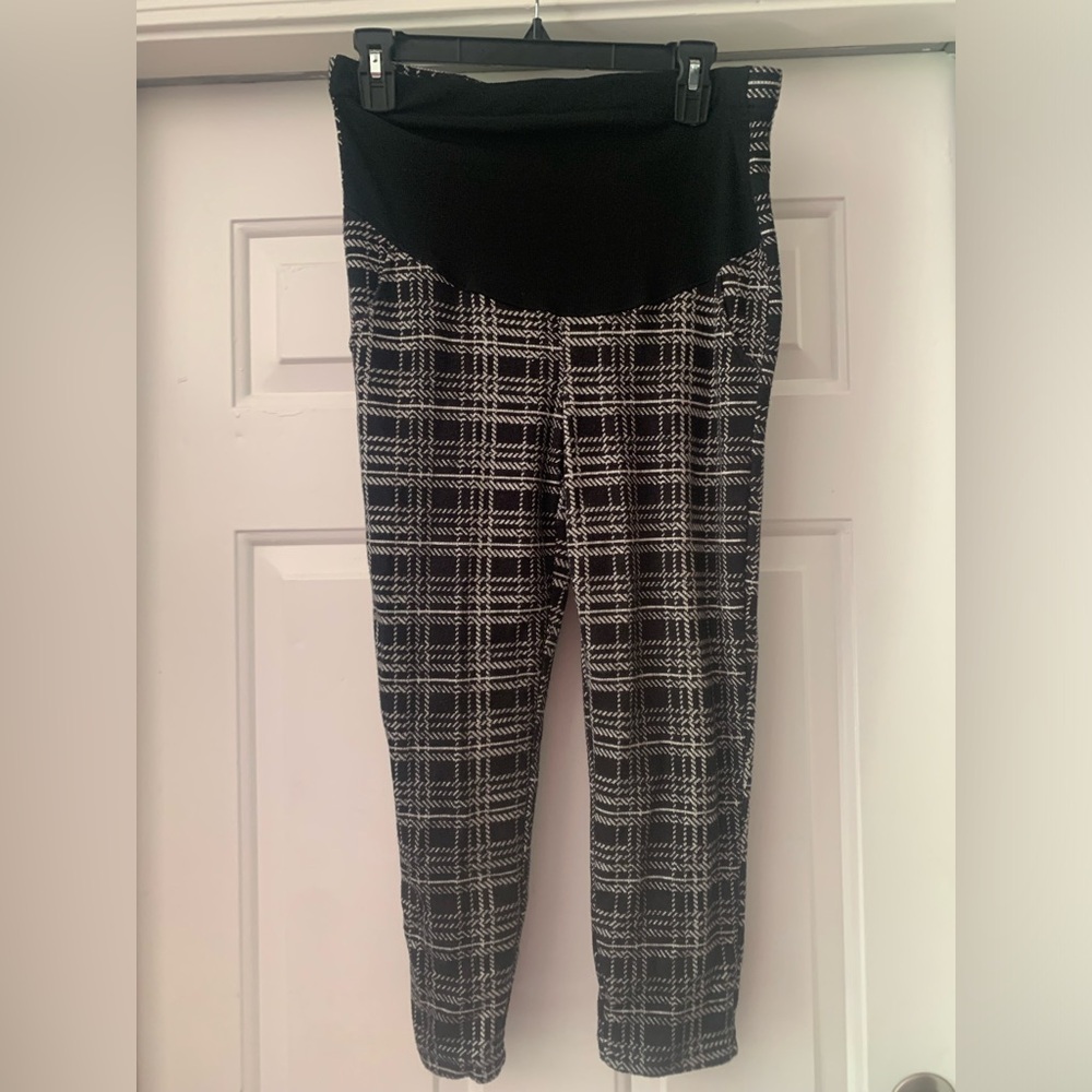 NWOT-Alina Mae maternity pants size XS